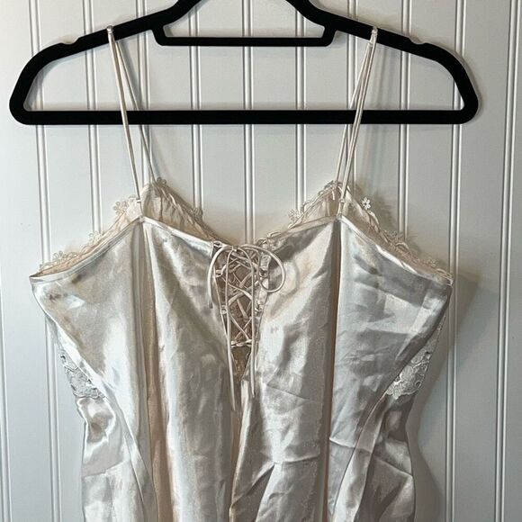 Dentelle Lace Slip Nightie Women’s Size XL Soft Pink Corset Front And Back - Picture 6 of 7